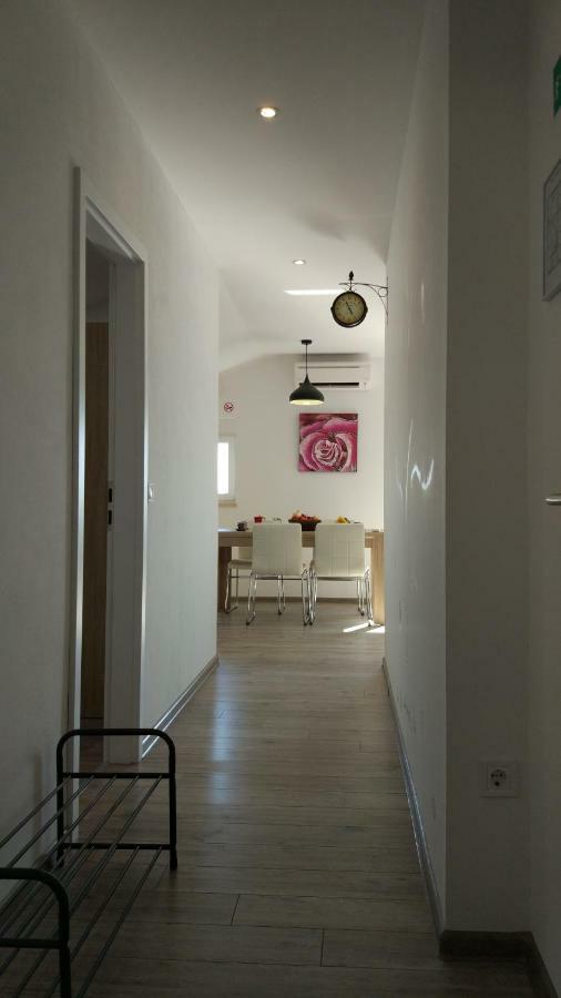 Apartments Angeline Rovinjsko Selo Exterior photo